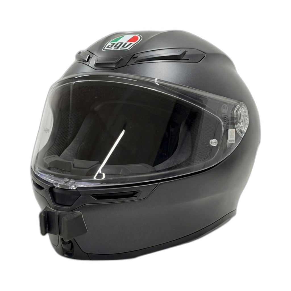 Casco AGV K6 S con el soporte de mentonera RiderMounts instalado