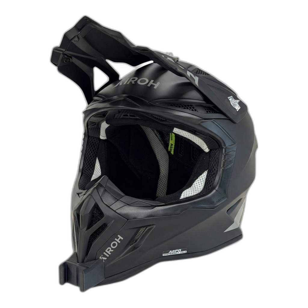 Casco AIROH AVIATOR ACE 2 con el soporte de mentonera RiderMounts instalado