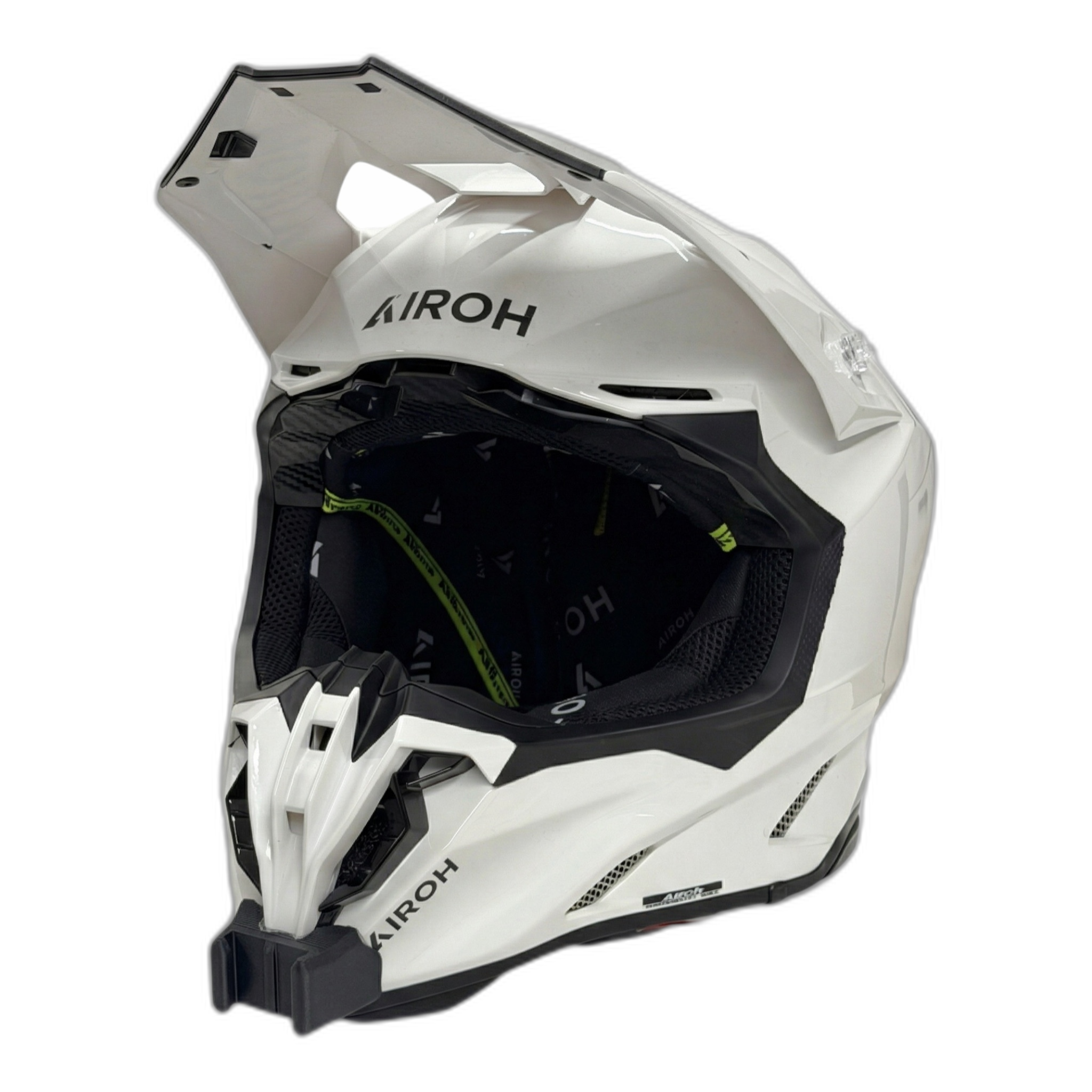 Casco AIROH TWIST 3 con el soporte de mentonera RiderMounts instalado