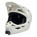 Casco ALPINESTARS SM7 con el soporte de mentonera RiderMounts instalado