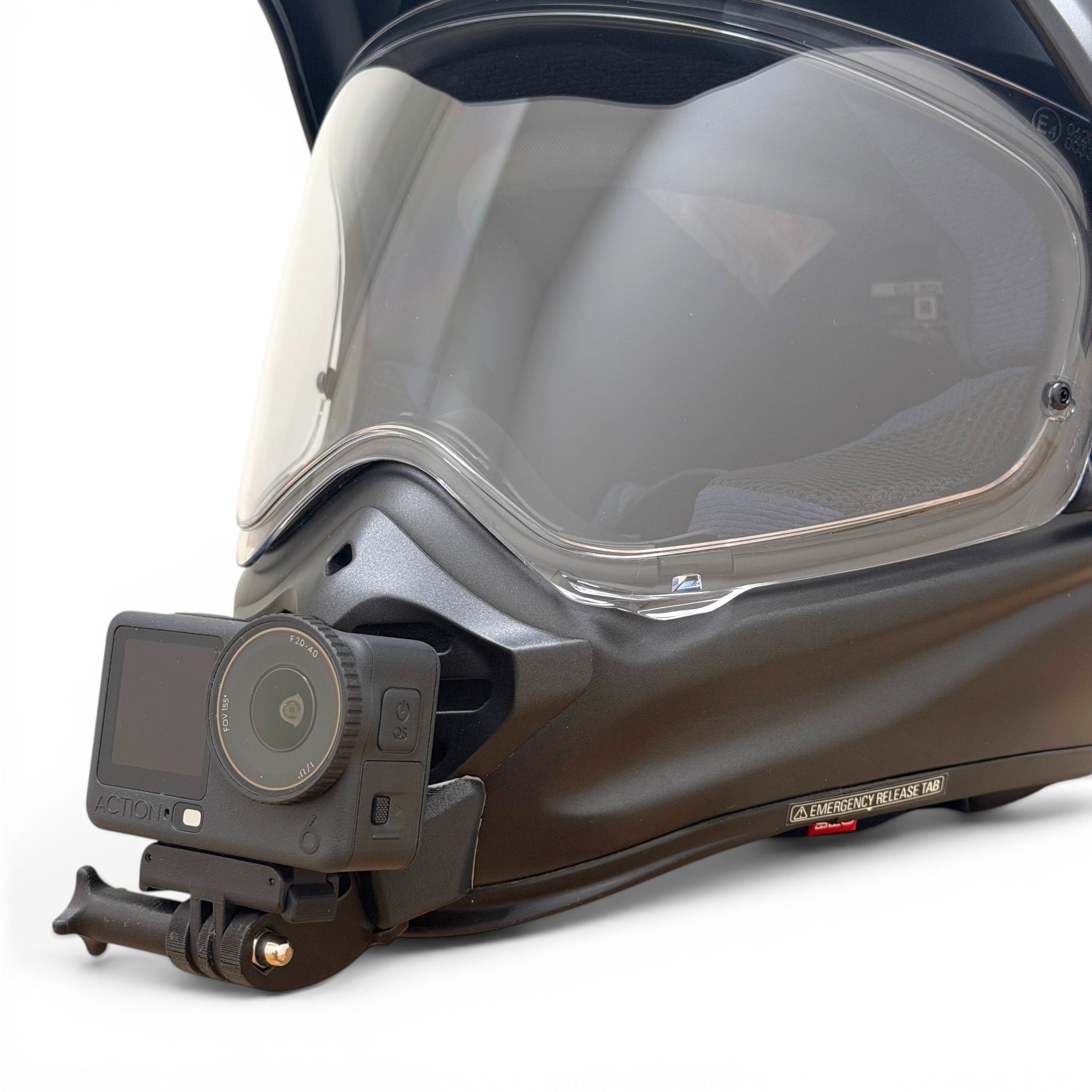 Soporte de mentonera RiderMounts en el casco ARAI TOUR-X5 visto desde otro ángulo