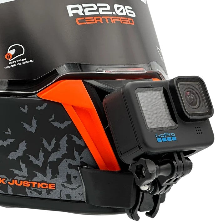 Vista frontal del casco AXXIS HAWK EVO SV con el soporte de mentonera RiderMounts montado