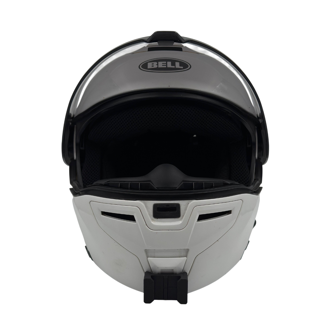Vista frontal del casco BELL SRT MODULAR con el soporte de mentonera RiderMounts montado
