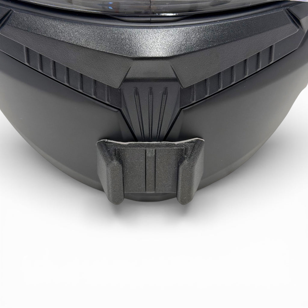 Vista frontal del casco HJC C10 con el soporte de mentonera RiderMounts montado