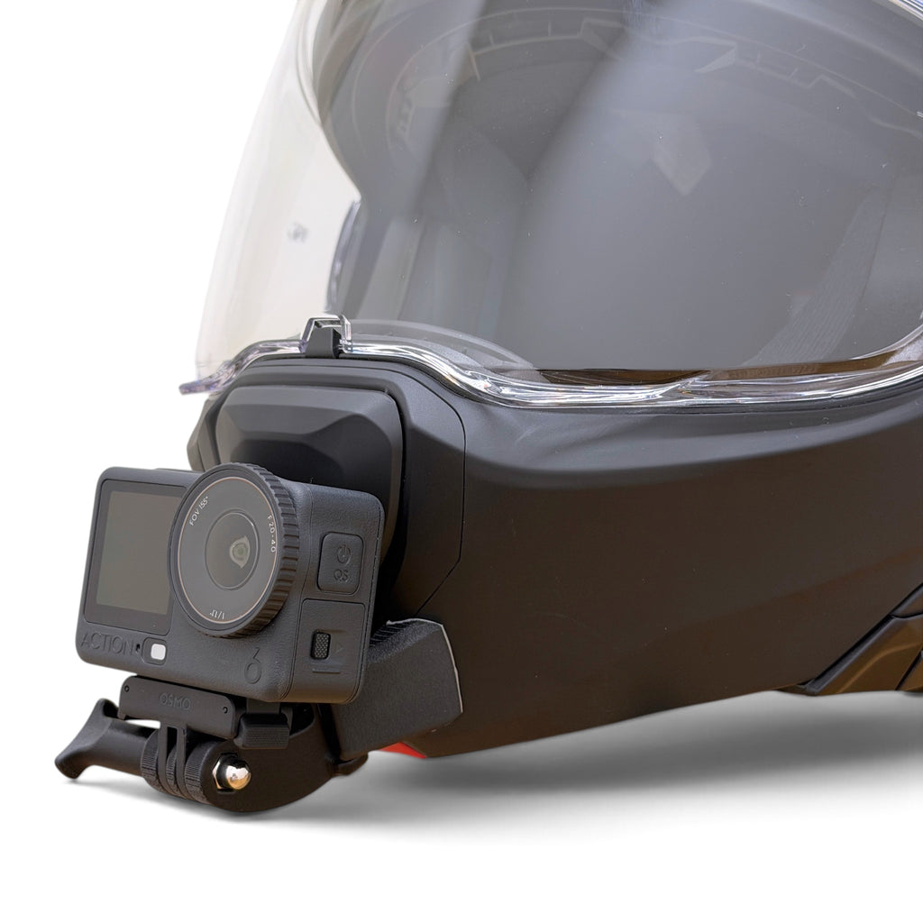Soporte de mentonera RiderMounts en el casco HJC F100 visto desde otro ángulo