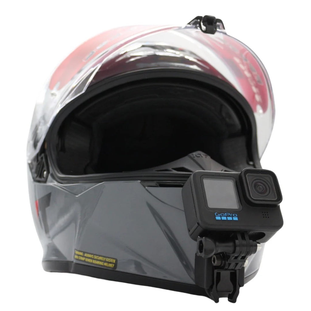 Casco KYT R2R con soporte de mentonera RiderMounts y cámara de acción montada