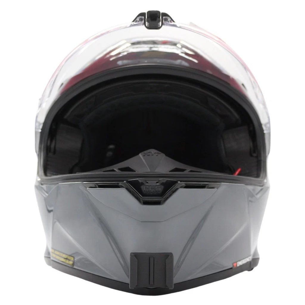 Vista frontal del casco KYT R2R con el soporte de mentonera RiderMounts montado
