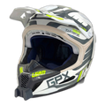 Casco LEATT GPX 5.5 con el soporte de mentonera RiderMounts instalado