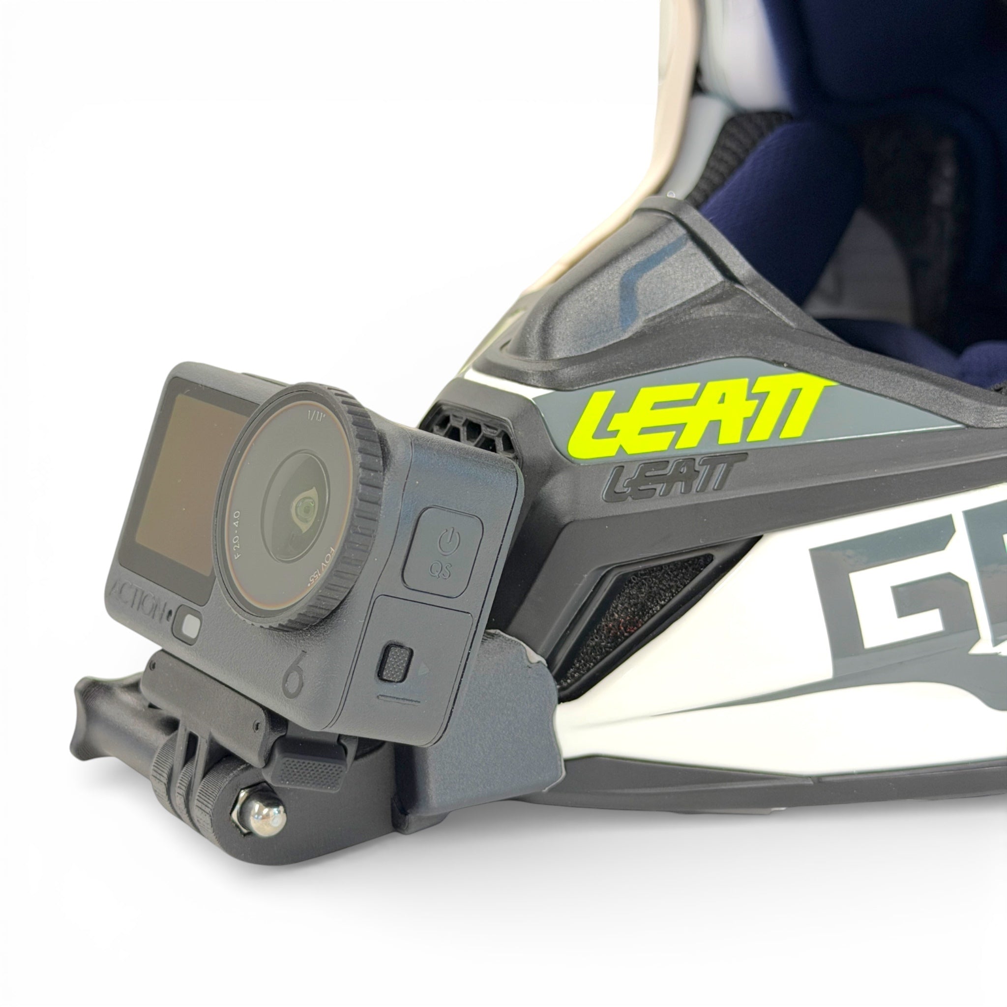 Soporte de mentonera RiderMounts en el casco LEATT GPX 5.5 visto desde otro ángulo