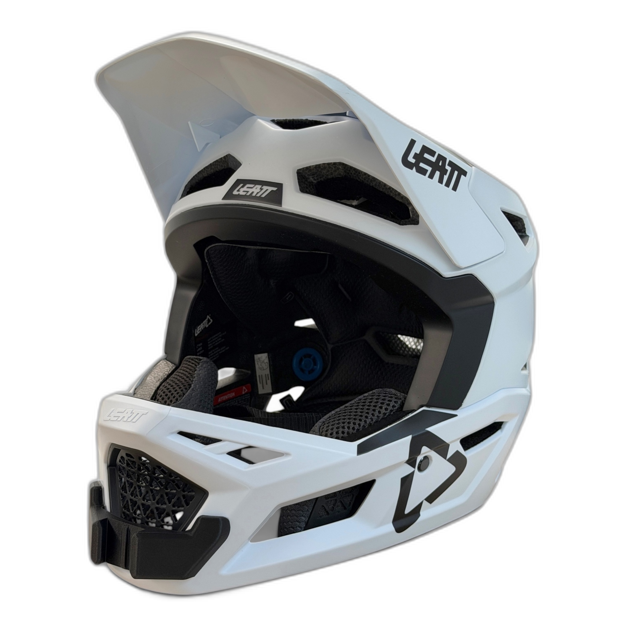 Casco LEATT GRAVITY 4.0 con el soporte de mentonera RiderMounts instalado