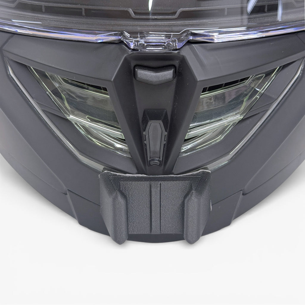 Vista frontal del casco LS2 STORM 3 FF818 con el soporte de mentonera RiderMounts montado