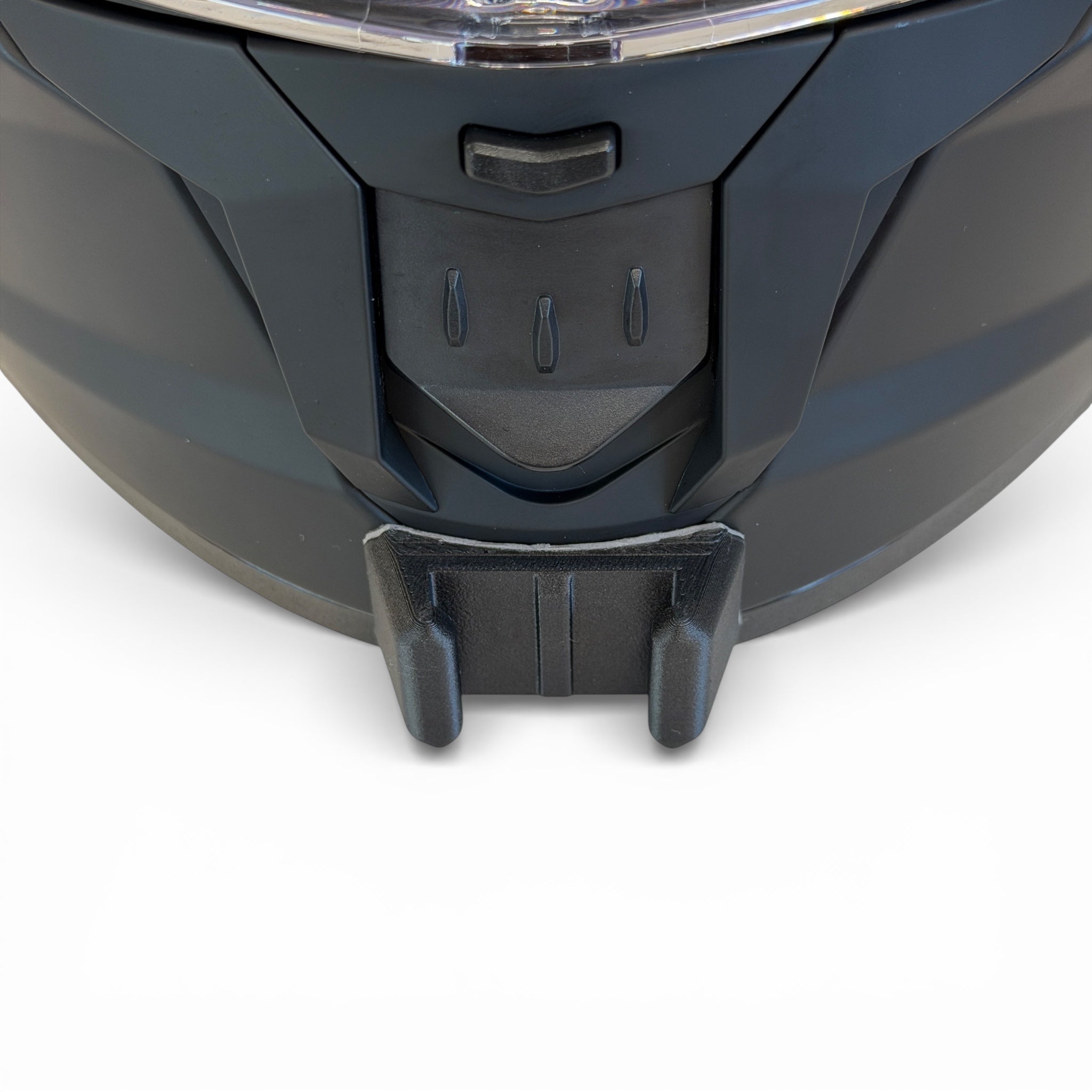 Vista frontal del casco LS2 STREAM 2 FF808 con el soporte de mentonera RiderMounts montado
