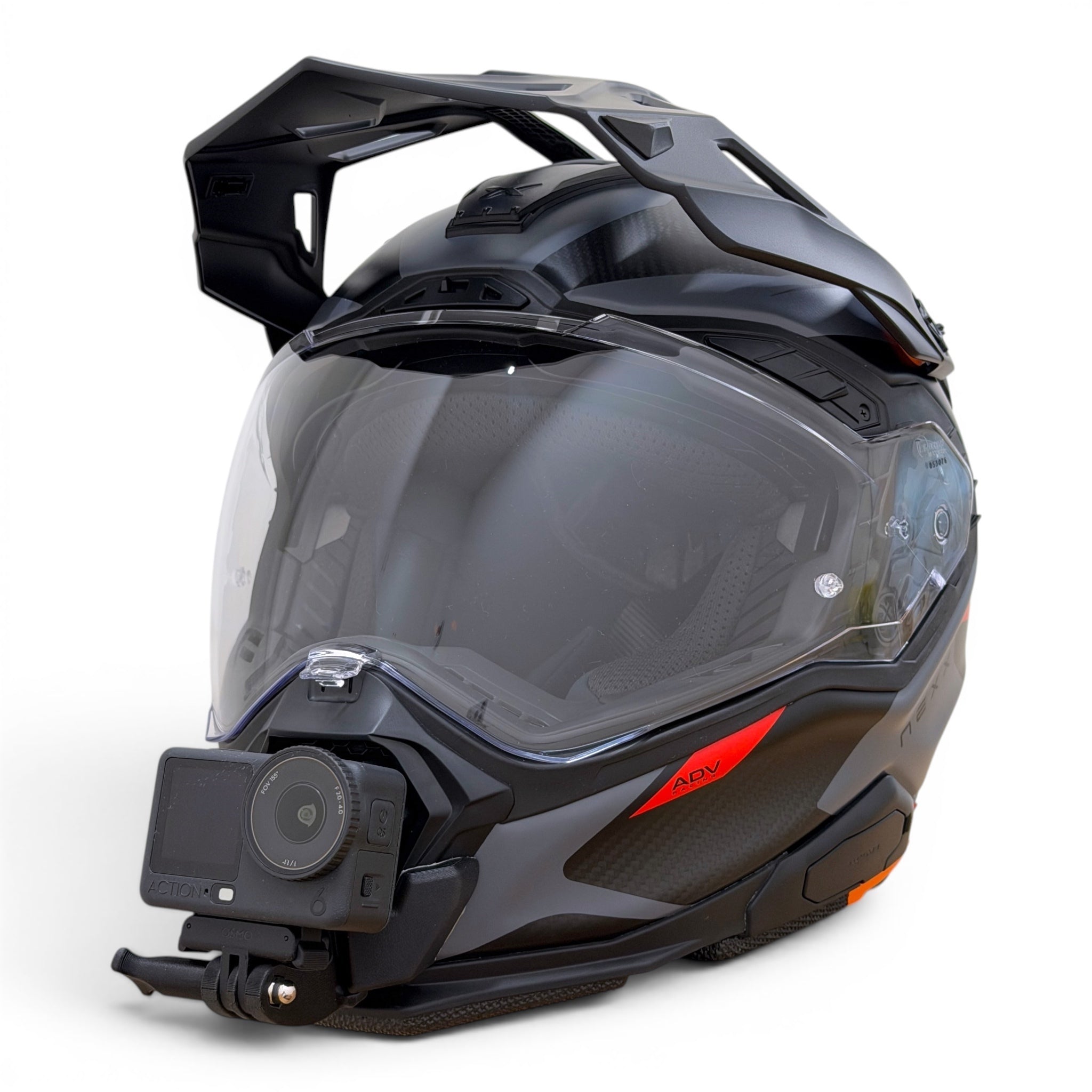 Casco NEXX X.WED 3 con soporte de mentonera RiderMounts y cámara de acción montada