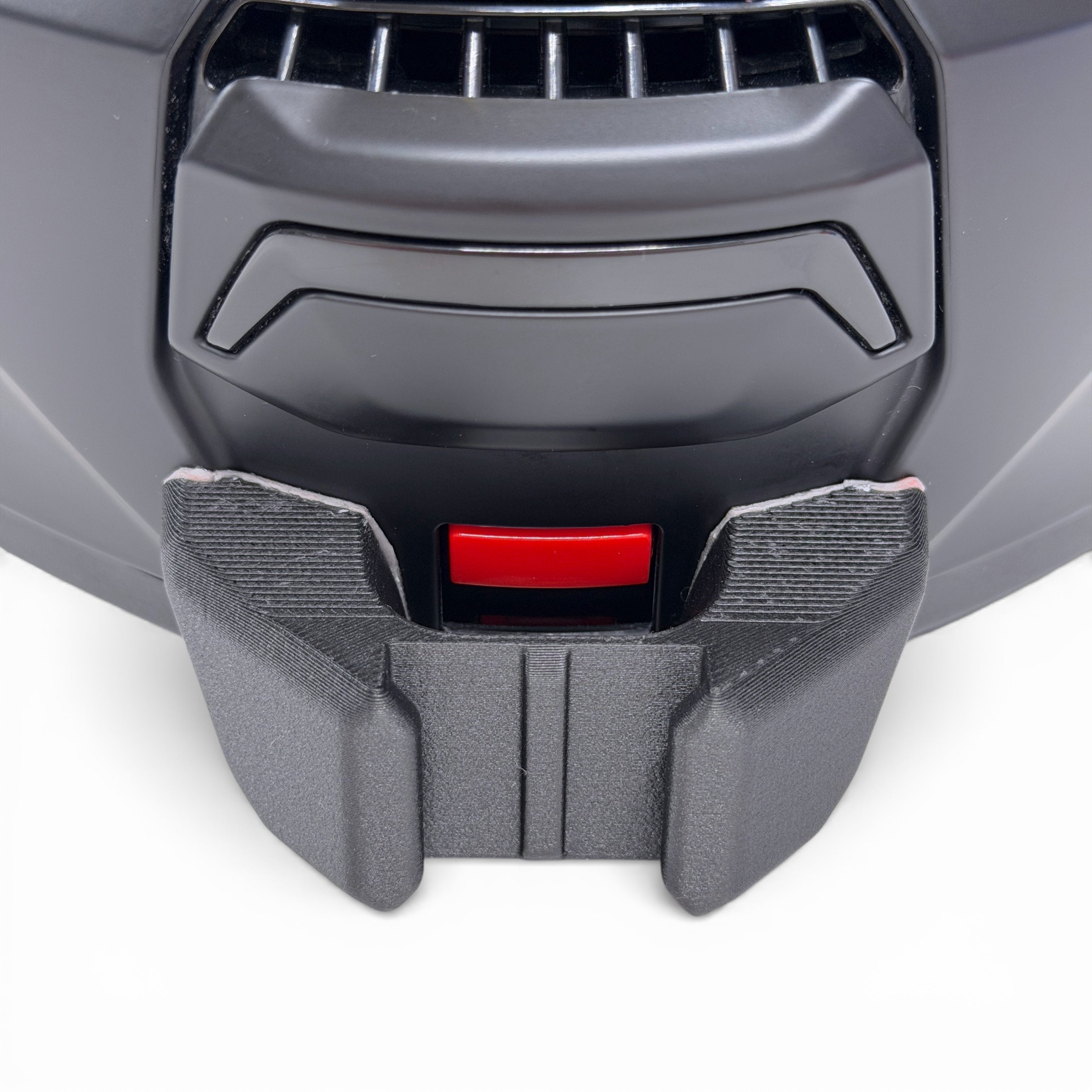 Vista frontal del casco NOLAN N100-6 con el soporte de mentonera RiderMounts montado