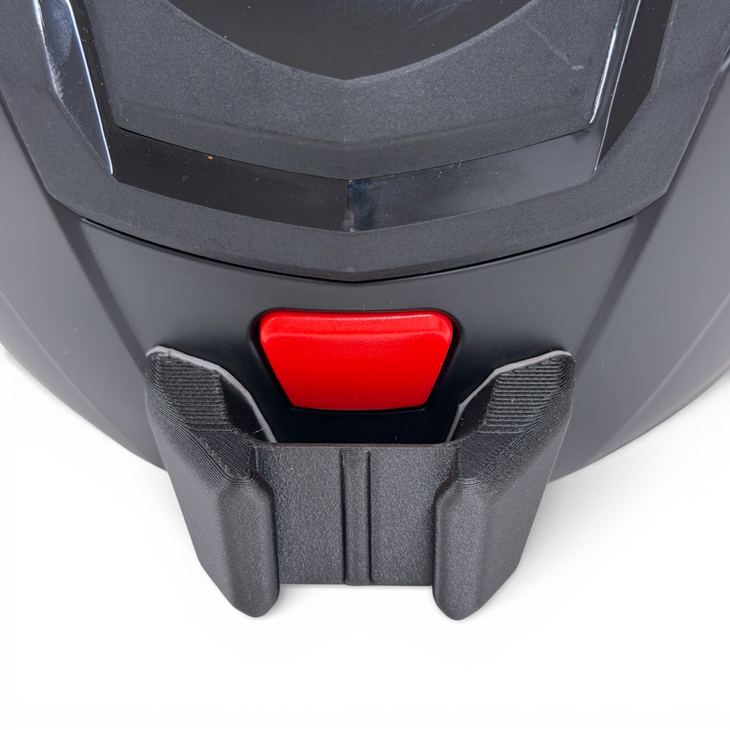 Vista frontal del casco NOLAN N90-2 con el soporte de mentonera RiderMounts montado