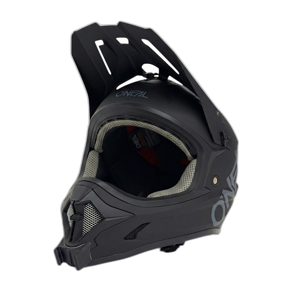 Casco O'NEAL SONUS con el soporte de mentonera RiderMounts instalado