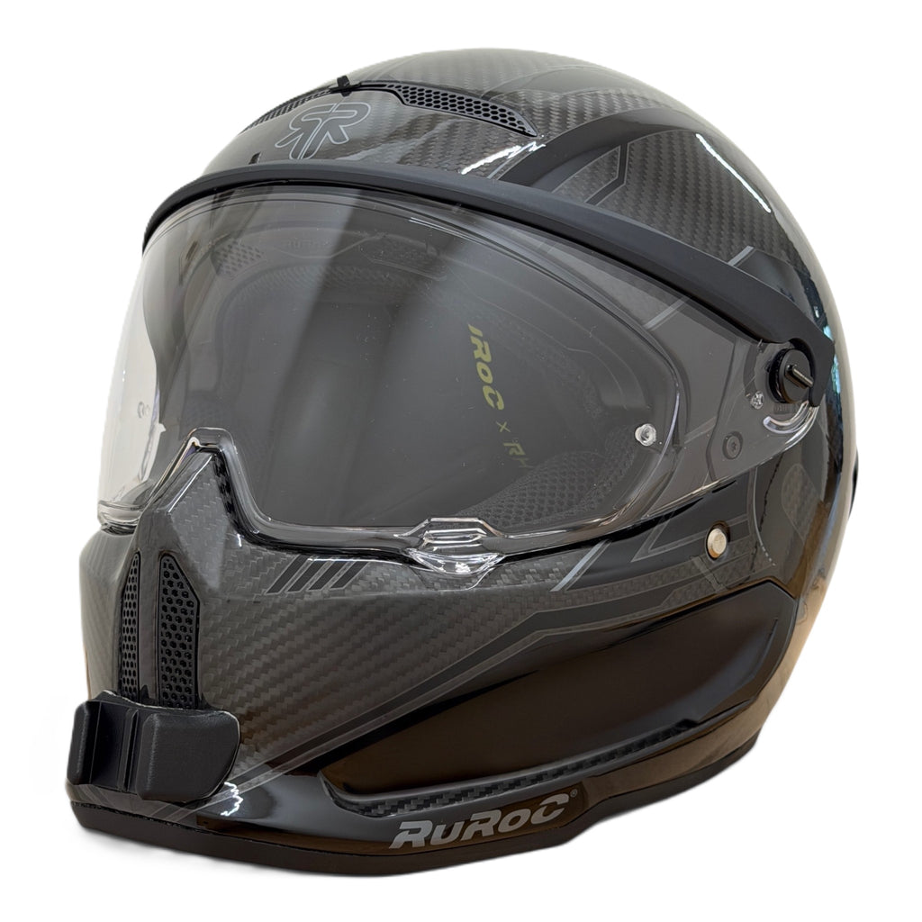 Casco RUROC ATLAS TRACK con el soporte de mentonera RiderMounts instalado