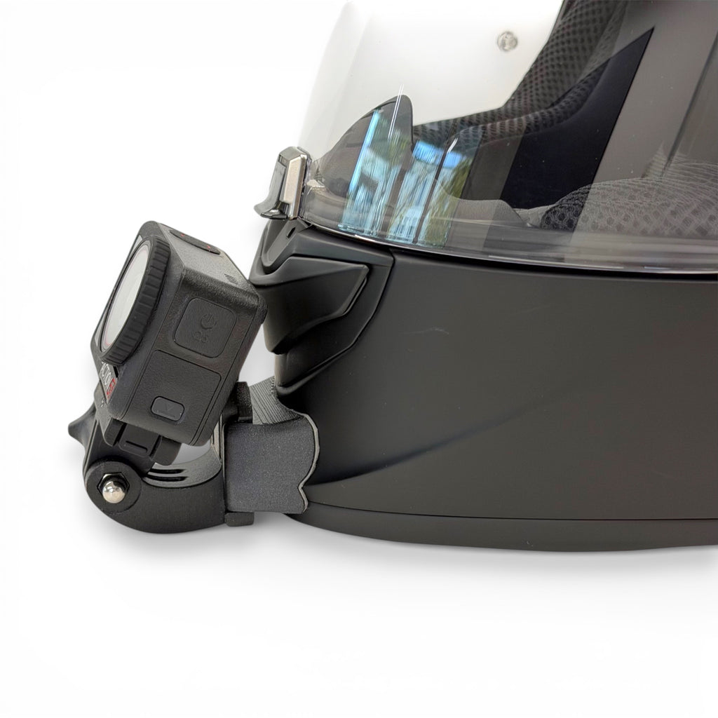 Soporte de mentonera RiderMounts en el casco SCORPION EXO-1400 EVO 2 visto desde otro ángulo