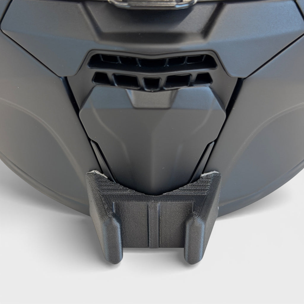 Vista frontal del casco SCORPION EXO 391 con el soporte de mentonera RiderMounts montado