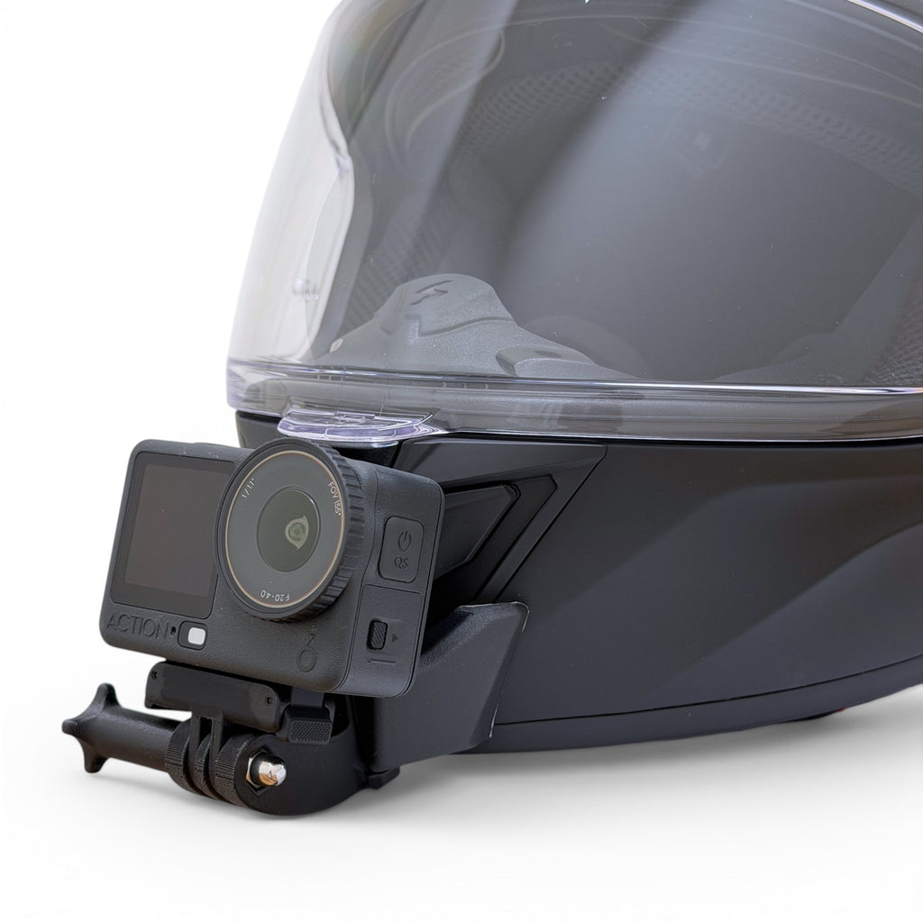 Soporte de mentonera RiderMounts en el casco SCORPION EXO-530 AIR visto desde otro ángulo