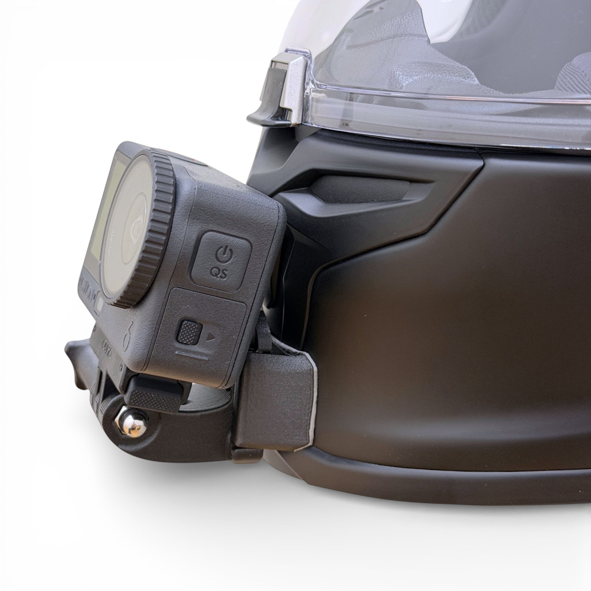 Soporte de mentonera RiderMounts en el casco SCORPION EXO-R1 EVO 2 AIR visto desde otro ángulo