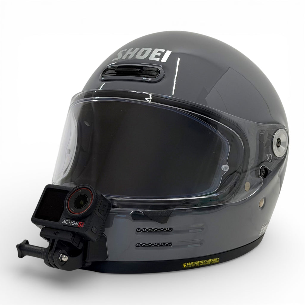 Casco SHOEI GLAMSTER 06 con soporte de mentonera RiderMounts y cámara de acción montada