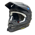 Casco SHOEI VFX-WR 06 con el soporte de mentonera RiderMounts instalado