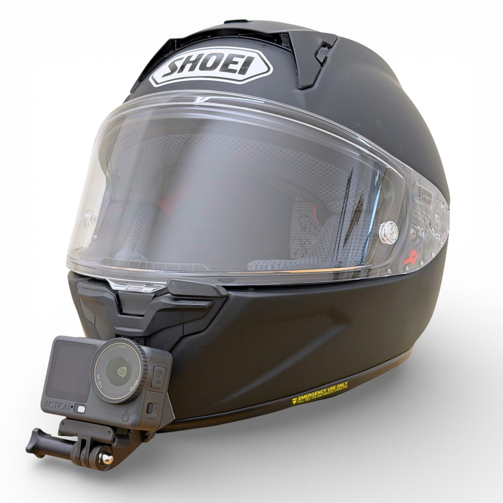 Casco SHOEI X-SPR PRO con soporte de mentonera RiderMounts y cámara de acción montada