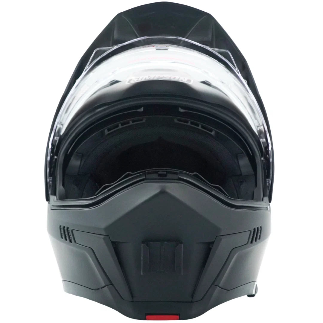 Vista frontal del casco SIMPSON JOURNEY con el soporte de mentonera RiderMounts montado